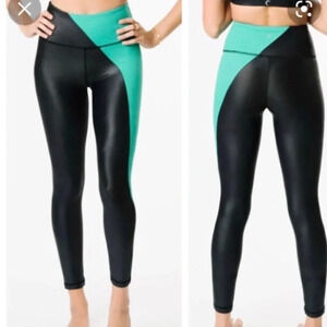 ZYIA Light n Tight Leggings